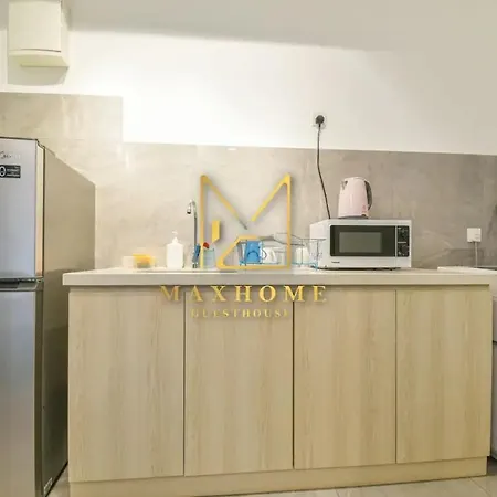 Maxhome At Imperio Melaka Room photo