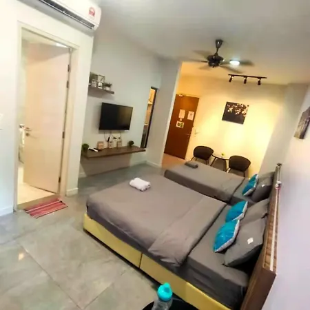 Maxhome At Imperio Melaka Room photo